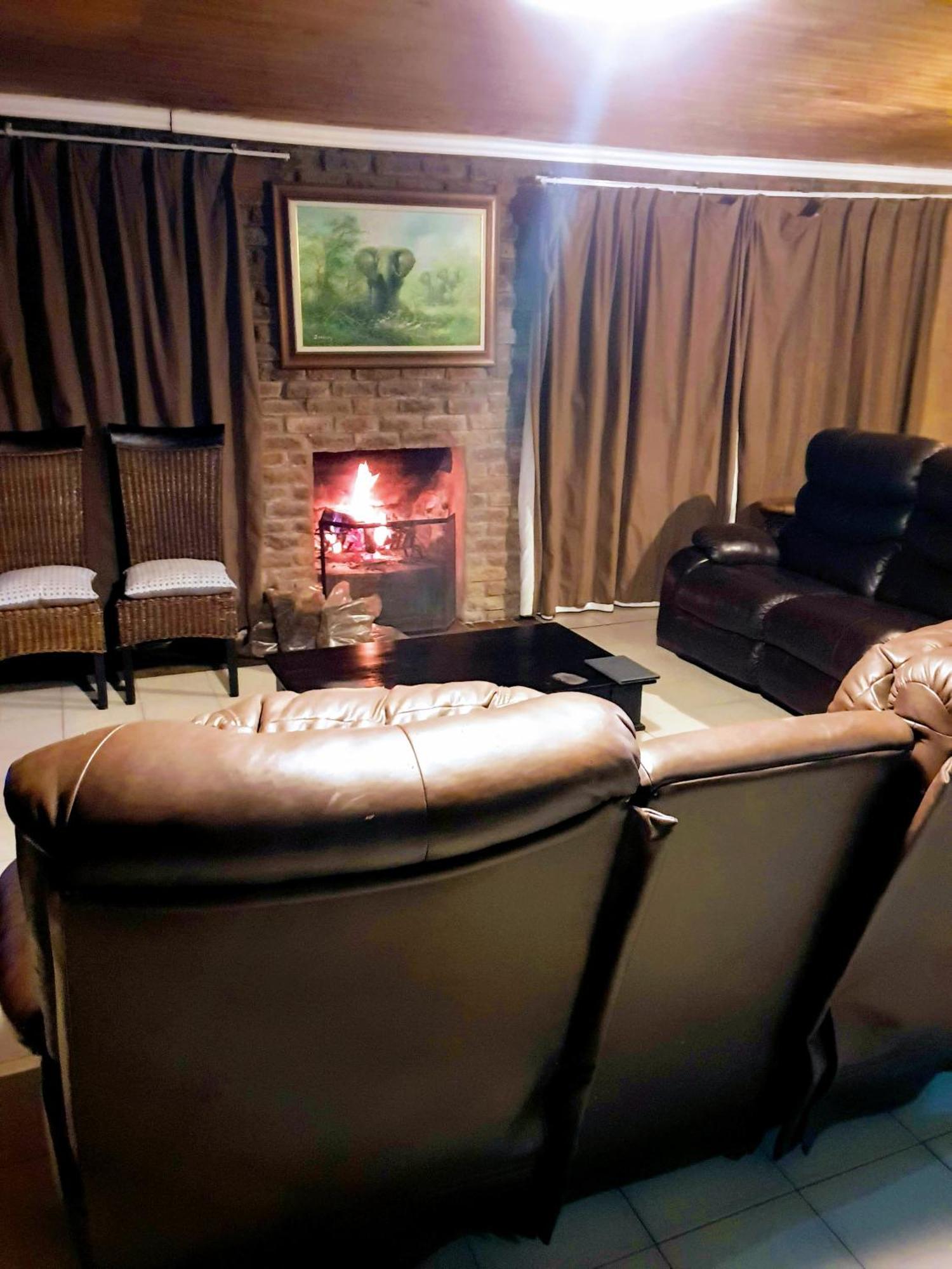 The Farm Apartment Hartbeespoort Room photo